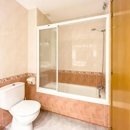 Jacint, Apartment